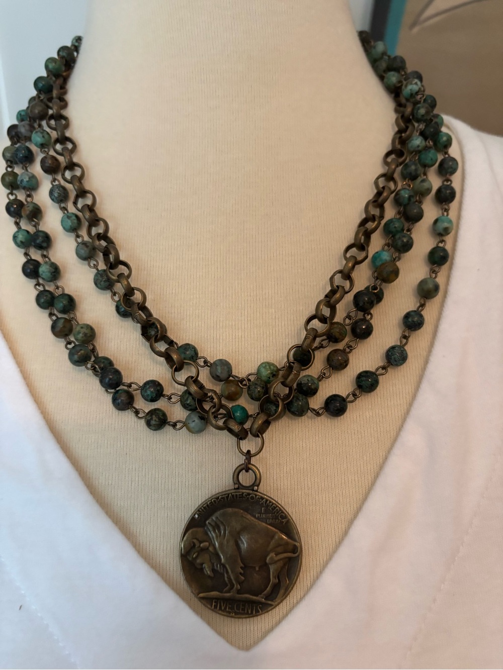 Layering necklace with African turquoise and reversible Indian head coin - Picture 5 of 6